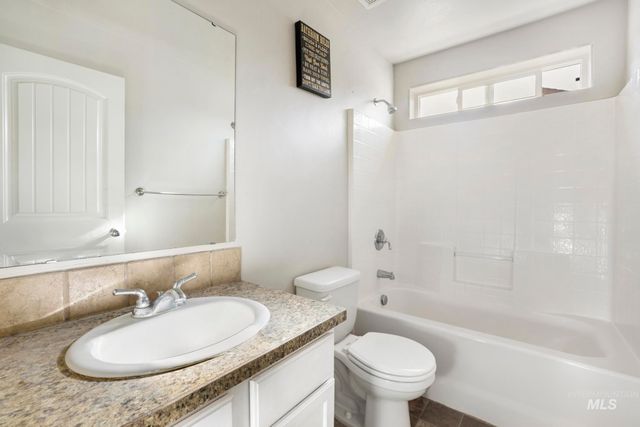 792 Birchwood Rd, Twin Falls, ID 83301