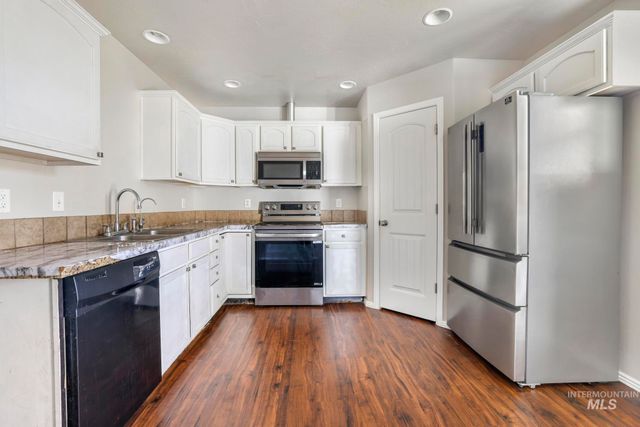 792 Birchwood Rd, Twin Falls, ID 83301