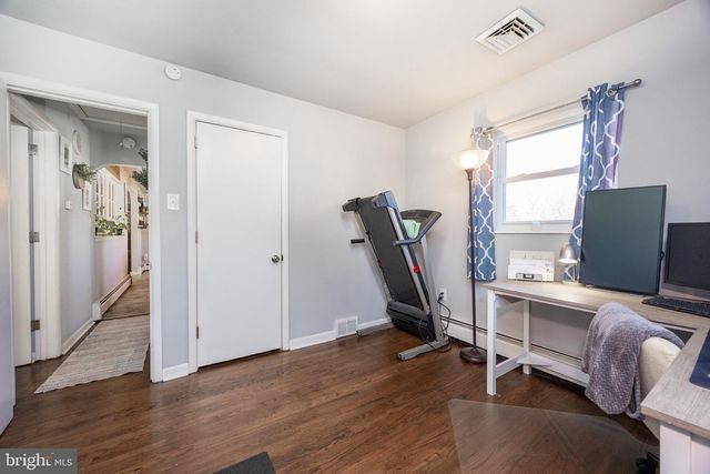 400 AMITY PARK RD, Douglassville, PA 19518