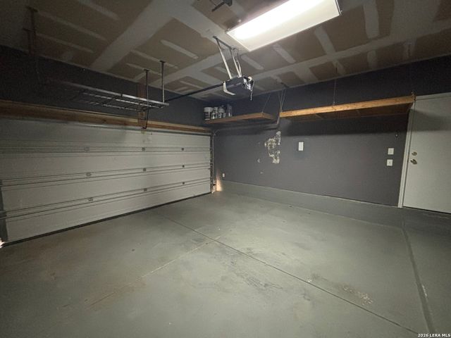 11639 Valley, San Antonio, TX 78245