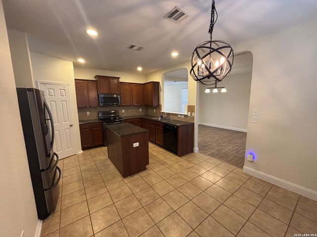 11639 Valley, San Antonio, TX 78245