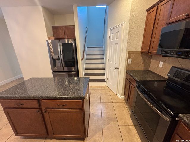 11639 Valley, San Antonio, TX 78245