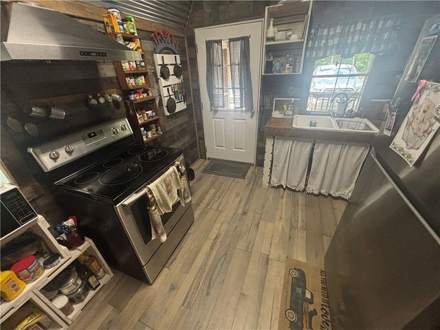 1212 Madison 2755, Kingston, AR 72742