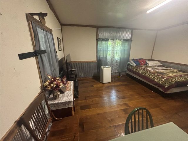 1212 Madison 2755, Kingston, AR 72742
