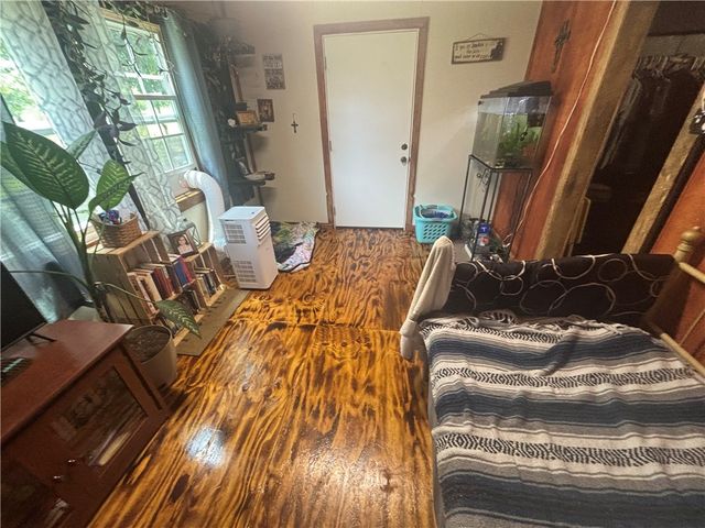 1212 Madison 2755, Kingston, AR 72742