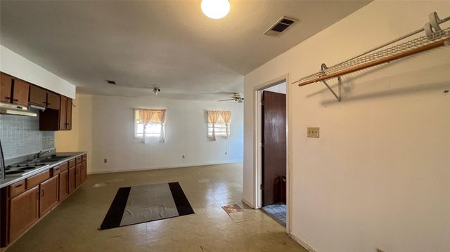 1421 Highway 36 N, Rosenberg, TX 77471