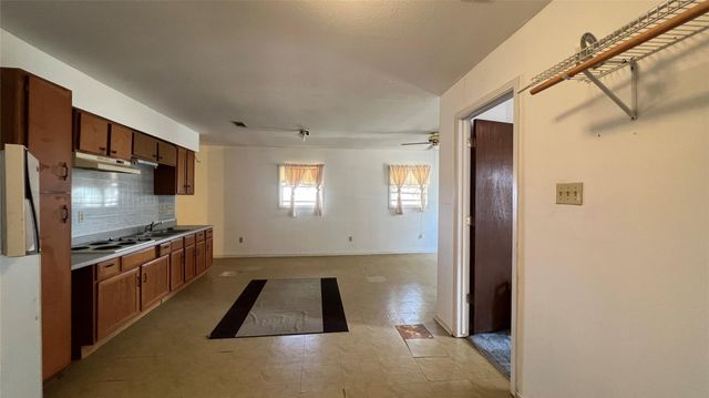 1421 Highway 36 N, Rosenberg, TX 77471