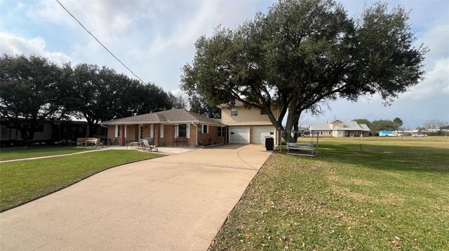 1421 Highway 36 N, Rosenberg, TX 77471