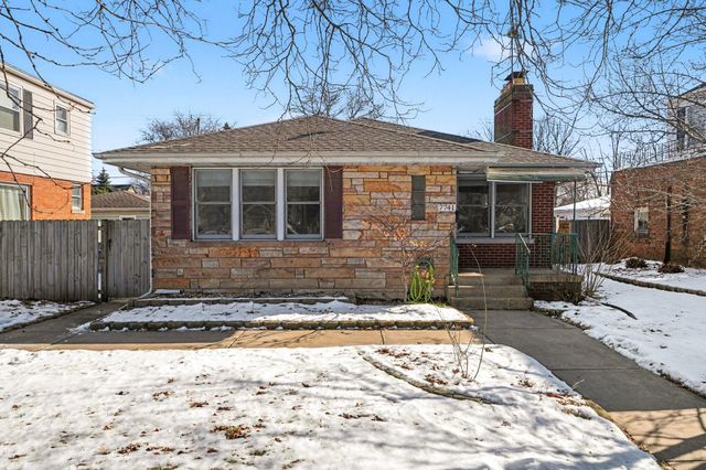 7741 Hohman Avenue, Munster, IN 46321