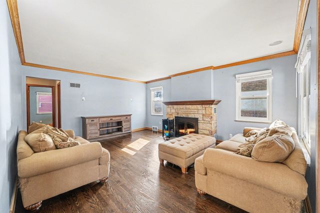 7741 Hohman Avenue, Munster, IN 46321