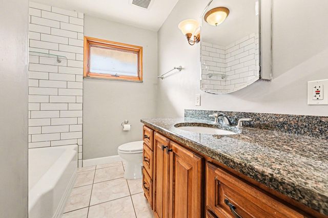 7741 Hohman Avenue, Munster, IN 46321