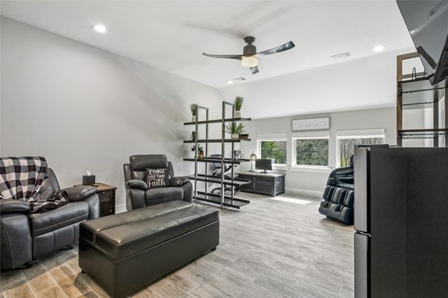 216 Glen Ellen Road, Pottsboro, TX 75076