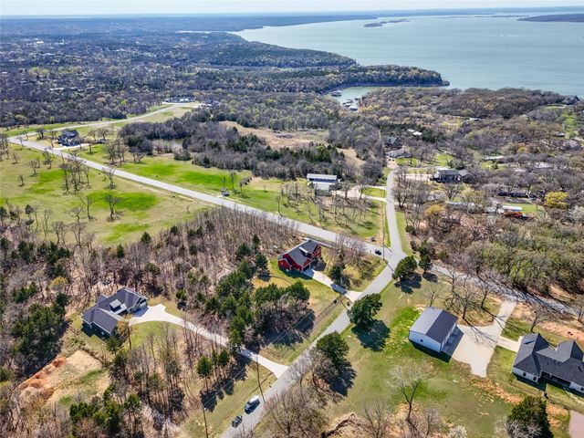 216 Glen Ellen Road, Pottsboro, TX 75076