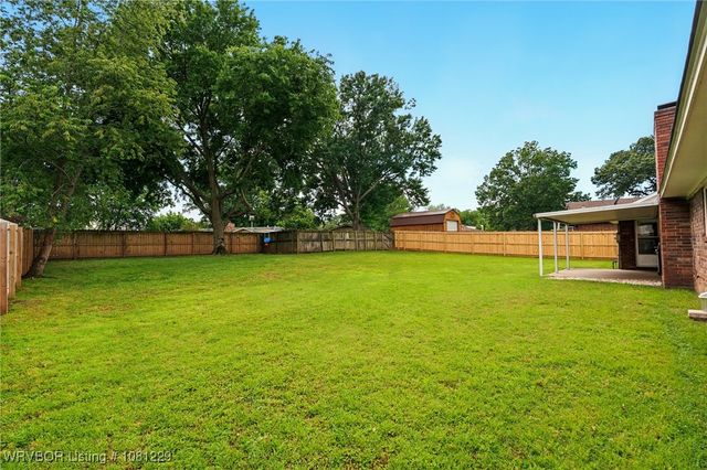 9010 Skypark Drive, Fort Smith, AR 72903