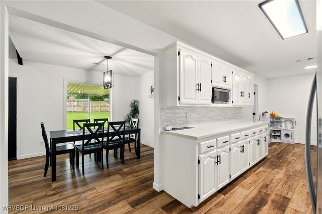 9010 Skypark Drive, Fort Smith, AR 72903