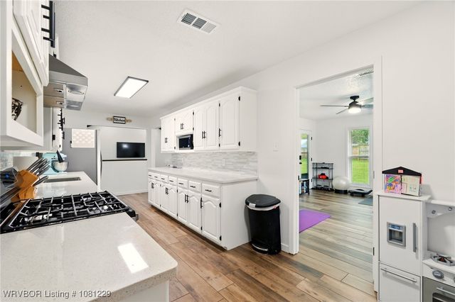 9010 Skypark Drive, Fort Smith, AR 72903