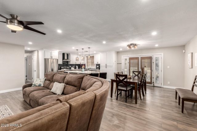 4208 N 79TH Avenue, Phoenix, AZ 85033