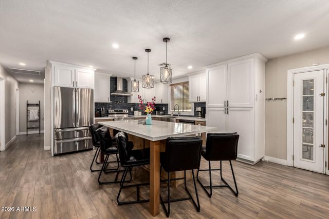 4208 N 79TH Avenue, Phoenix, AZ 85033