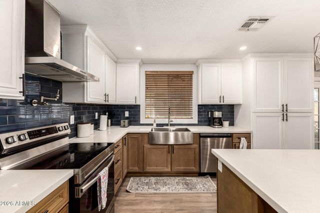 4208 N 79TH Avenue, Phoenix, AZ 85033