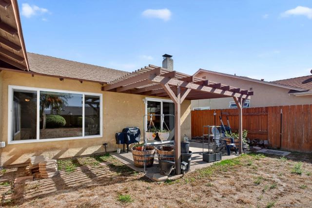 1461 Autumn Woods Pl., Escondido, CA 92029