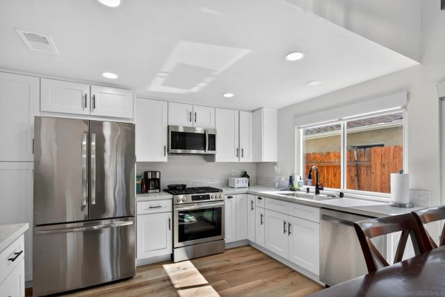 1461 Autumn Woods Pl., Escondido, CA 92029