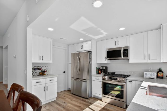 1461 Autumn Woods Pl., Escondido, CA 92029