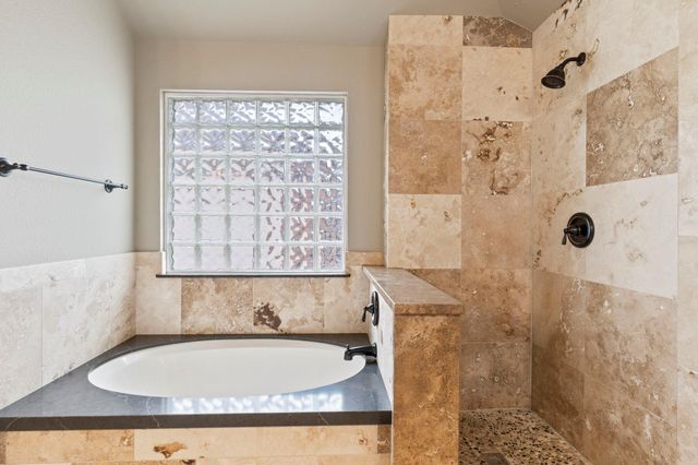 2020 Petrified Forest DR, Austin, TX 78747