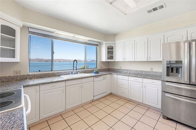 17092 Grand, Lake Elsinore, CA 92530