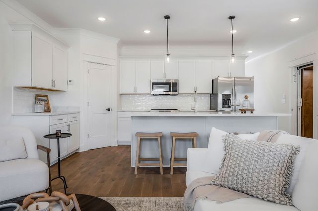 207 S High St Apt 9, Mcminnville, TN 37110