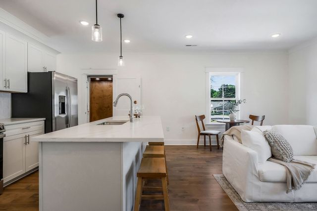 207 S High St Apt 9, Mcminnville, TN 37110