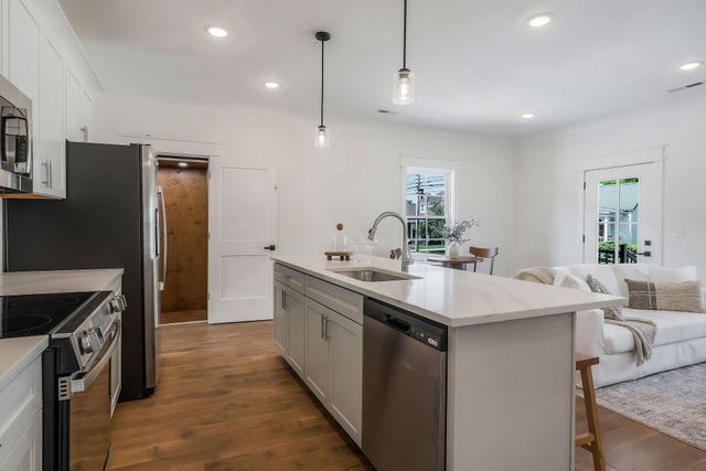 207 S High St Apt 9, Mcminnville, TN 37110