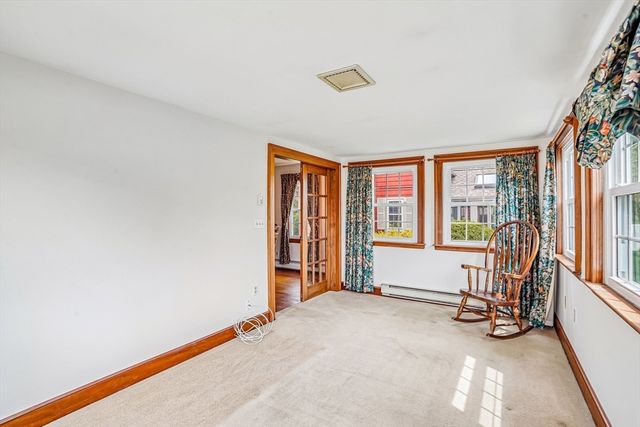 12 Puritan Rd, Danvers, MA 01923
