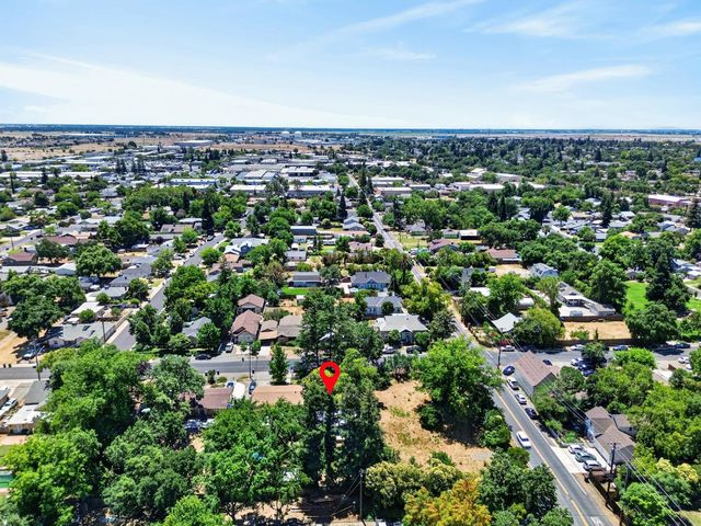 9161 Grove St, Elk Grove, CA 95624