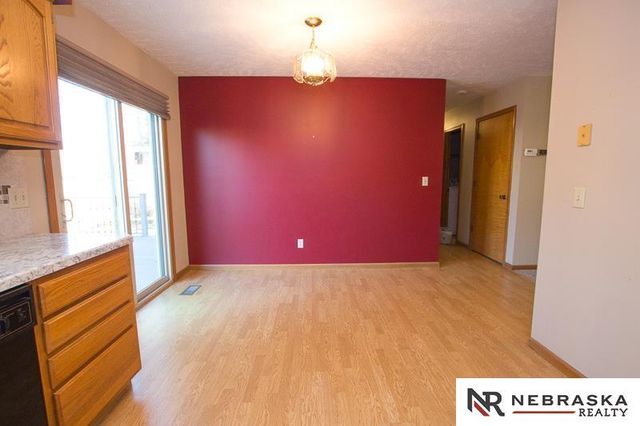 5440 Sugarberry Court, Lincoln, NE 68516