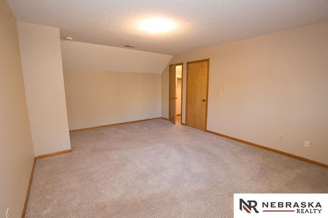 5440 Sugarberry Court, Lincoln, NE 68516