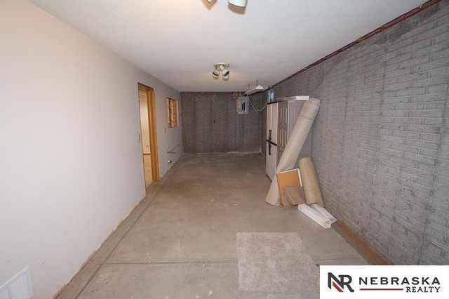 5440 Sugarberry Court, Lincoln, NE 68516