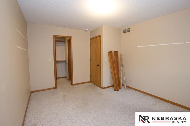 5440 Sugarberry Court, Lincoln, NE 68516