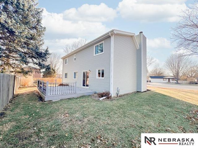 5440 Sugarberry Court, Lincoln, NE 68516