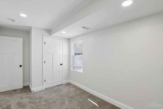 582 Greenwell Avenue, Delhi Twp, OH 45238
