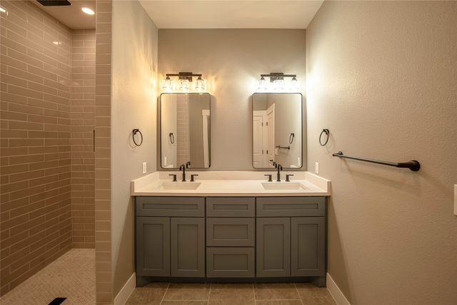 2217 Christine Drive, Granbury, TX 76048
