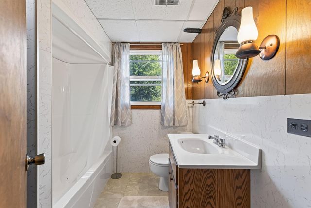 13959 Radisson Road NE, Ham Lake, MN 55304