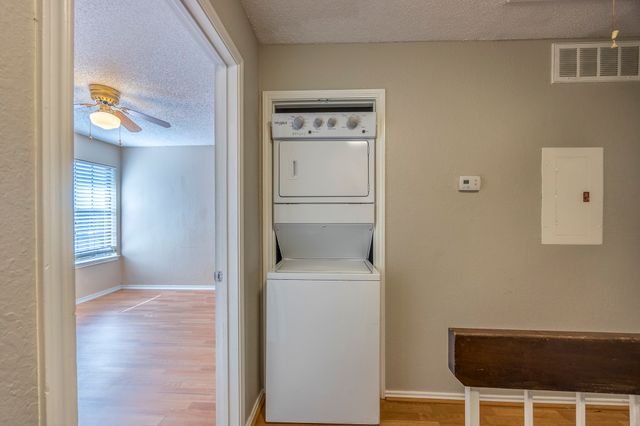 7337 Kingswood Circle, Fort Worth, TX 76133