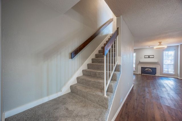 7337 Kingswood Circle, Fort Worth, TX 76133