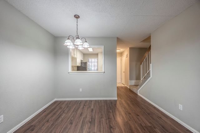 7337 Kingswood Circle, Fort Worth, TX 76133