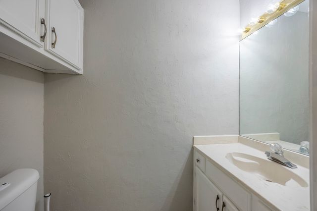 7337 Kingswood Circle, Fort Worth, TX 76133