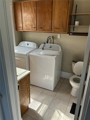 716 E 1st Street, Maryville, MO 64468