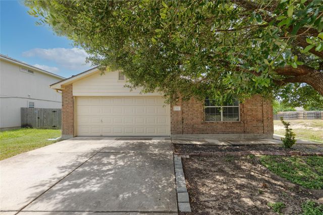 211 Phillips ST, Hutto, TX 78634