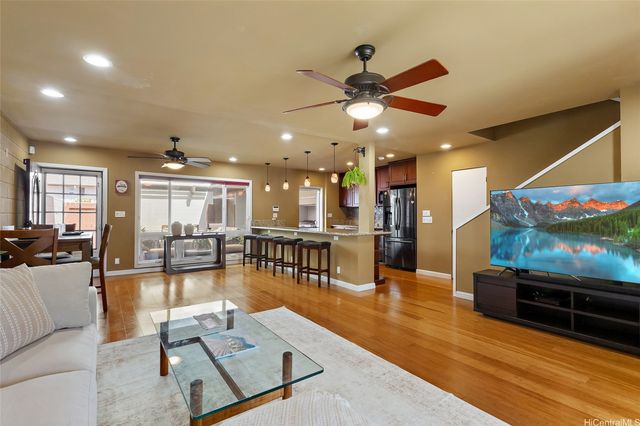 606 Koko Isle Circle 1903, Honolulu, HI 96825