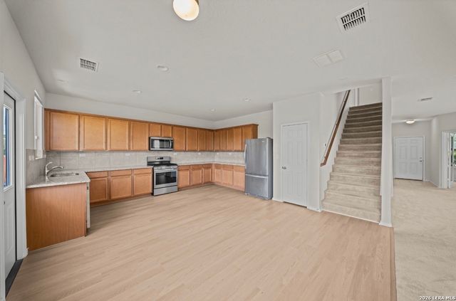 27711 Rocky Mtn, Boerne, TX 78015