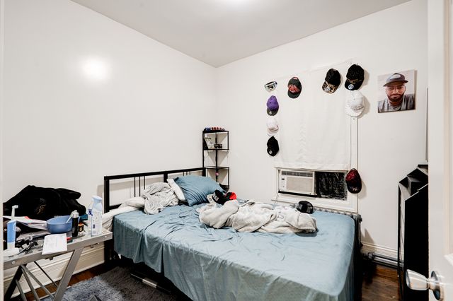 608 N Monticello Avenue, Chicago, IL 60624